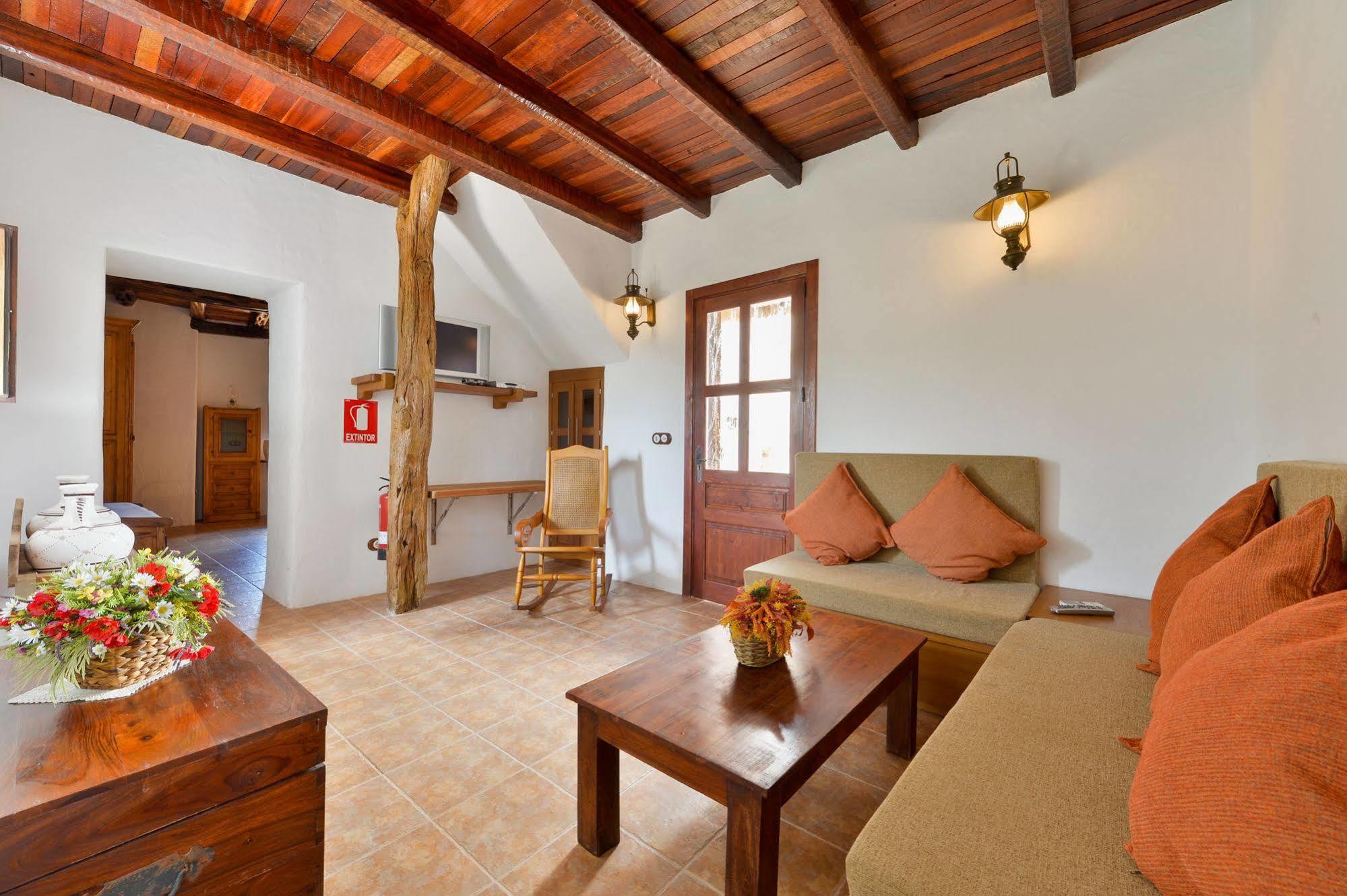 Villa Can Toni Es Cucons Sant Joan De Labritja Eksteriør billede